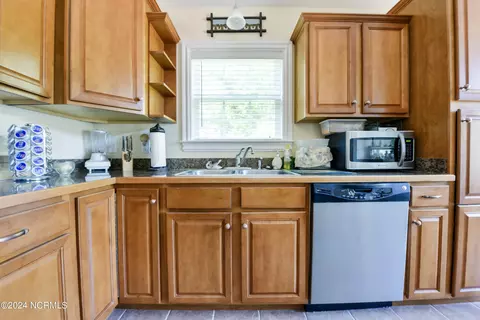 Kitchen - 229 W Palmetto St, Kill Devil Hills, NC 27948 photo 5 of 7