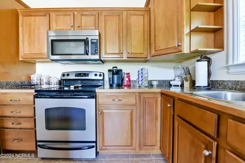 Kitchen - 229 W Palmetto St, Kill Devil Hills, NC 27948 photo 7 of 7
