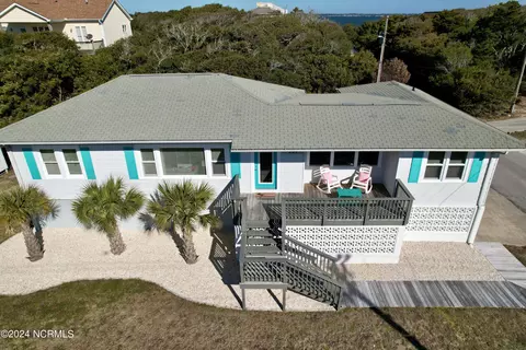 201 11th St, Emerald Isle, NC 28594