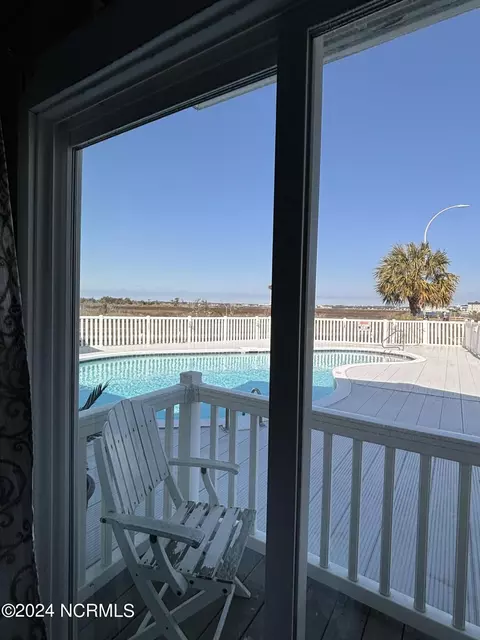 602 W Ft Macon Rd #106, Atlantic Beach, NC 28512