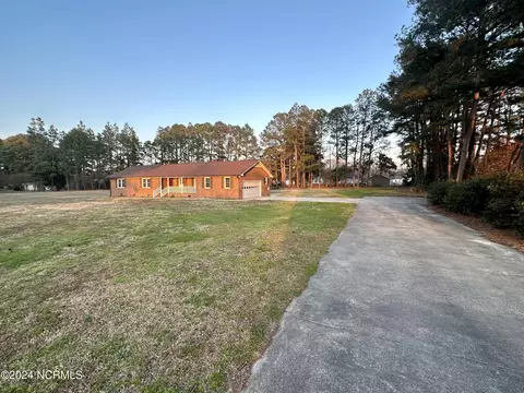 271 Cricket Ridge Rd, Mount Olive, NC 28365