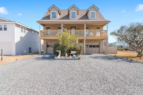 118 Lumberton St, Holden Beach, NC 28462