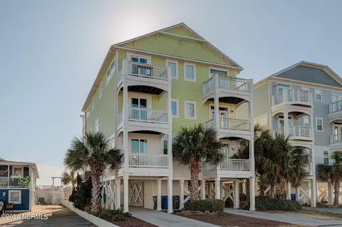 810 Carolina Beach Ave N UNIT 1, Carolina Beach, NC 28428