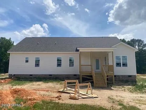 7452 Perry Rd, Bailey, NC 27807 photo 2