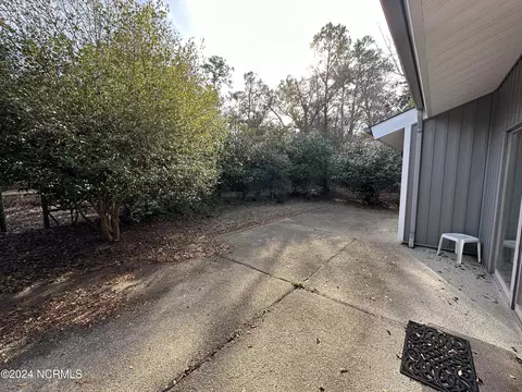 Exterior - 601 Cordgrass Rd, Hampstead, NC 28443 photo 4 of 8