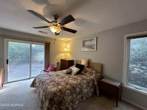 Bedroom - 601 Cordgrass Rd, Hampstead, NC 28443 photo 2 of 3