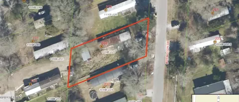 220 Boyington Dr, Midway Park, NC 28544
