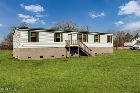 110 Elane Dr, Vanceboro, NC 28586