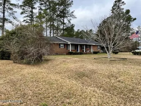 323 Town Creek Rd NE, Leland, NC 28451