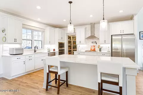Kitchen - 186 Longleaf Dr, West End, NC 27376 photo 3 of 7