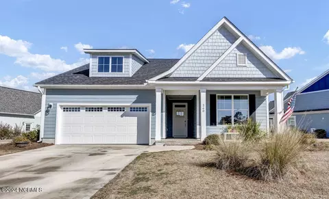 260 Twining Rose Ln, Holly Ridge, NC 28445