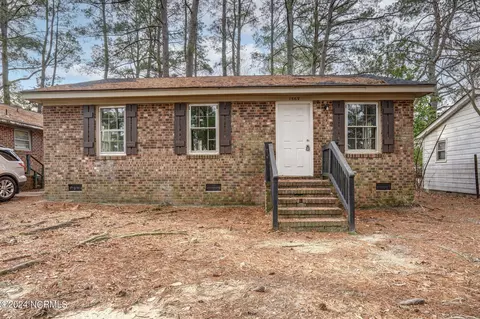 1569 Charter Dr, Rocky Mount, NC 27801