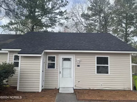214 Webb Blvd, Havelock, NC 28532