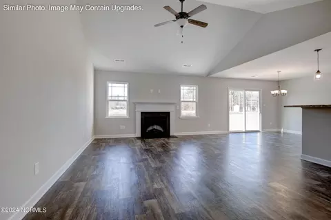 Living - 602 Macy Pl, Hubert, NC 28539 photo 6 of 6