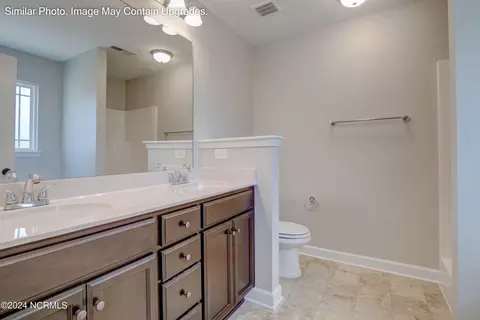 Bath - 602 Macy Pl, Hubert, NC 28539 photo 2 of 3