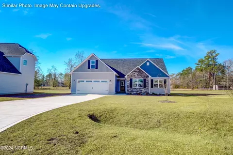 Exterior - 602 Macy Pl, Hubert, NC 28539 photo 3 of 5