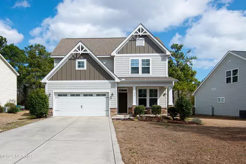 326 W Goldeneye Ln, Sneads Ferry, NC 28460