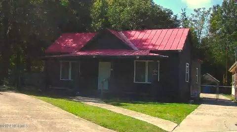 310 Finch St SE, Wilson, NC 27893