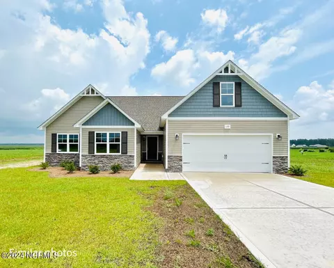 120 Cherry Ridge Ct, Richlands, NC 28574