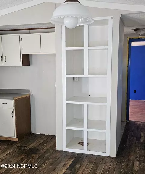 137 Pond Dr, Hubert, NC 28539 photo 4