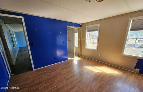 137 Pond Dr, Hubert, NC 28539 photo 8