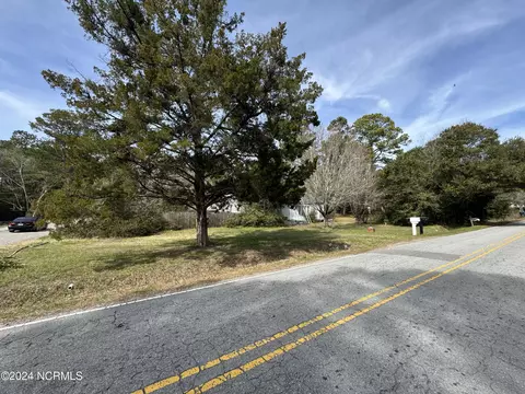 232 Peiffer Ave, Wilmington, NC 28409