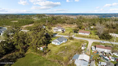 968 Marshallberg Rd, Marshallberg, NC 28553 photo 2