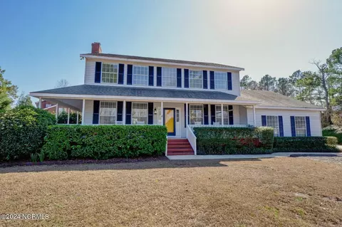 6608 Creek Ridge Rd, Wilmington, NC 28411