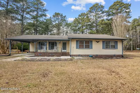 204 Fort Rd, New Bern, NC 28560