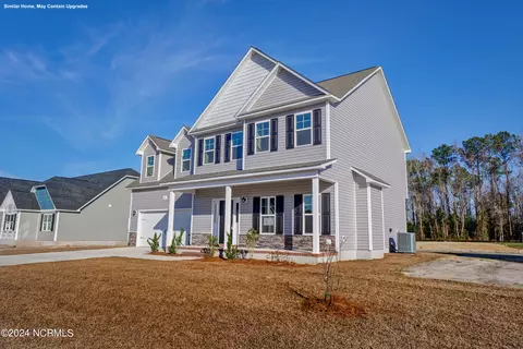 Exterior - 609 Macy Pl, Hubert, NC 28539 photo 4 of 6