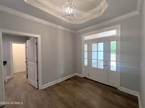 496 Longleaf Dr, West End, NC 27376 photo 4