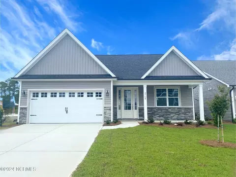 2768 Longleaf Pine Cir, Leland, NC 28451