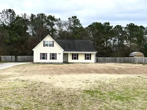 168 Christy Dr, Beulaville, NC 28518
