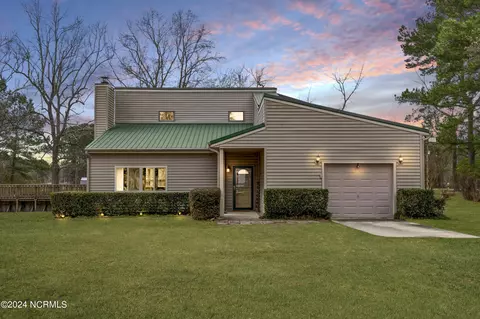 105 Scott Jenkins Rd, Jacksonville, NC 28540