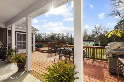 Exterior - 102 Lafitte Dr, Hubert, NC 28539 photo 11 of 21
