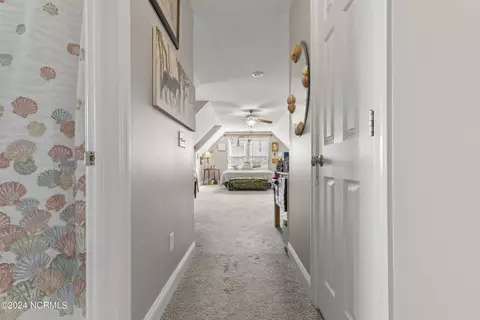Entry Way - 102 Lafitte Dr, Hubert, NC 28539 photo 2 of 2
