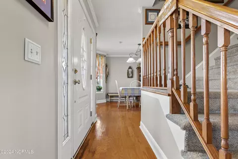 Entry Way - 102 Lafitte Dr, Hubert, NC 28539 photo 1 of 2