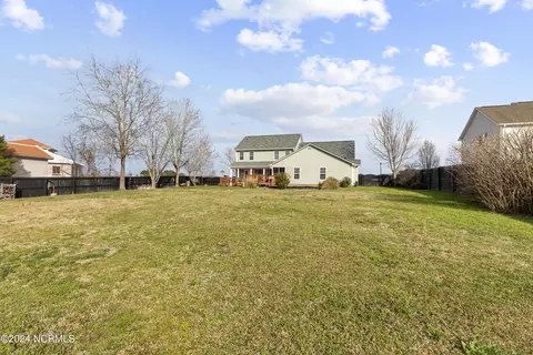 Exterior - 102 Lafitte Dr, Hubert, NC 28539 photo 16 of 21