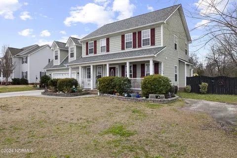 Exterior - 102 Lafitte Dr, Hubert, NC 28539 photo 5 of 21