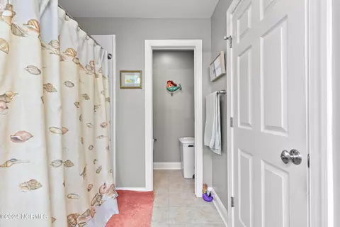Bath - 102 Lafitte Dr, Hubert, NC 28539 photo 2 of 6