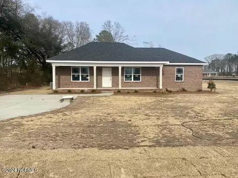 554 Forest Knolls Rd, Goldsboro, NC 27534
