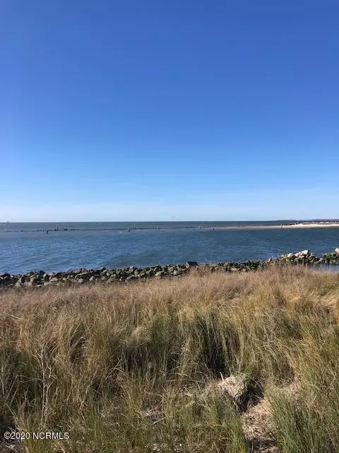 579 Nelson Neck Rd, Sea Level, NC 28577