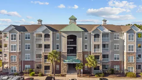 300 Gateway Condos Dr #342, Surf City, NC 28445