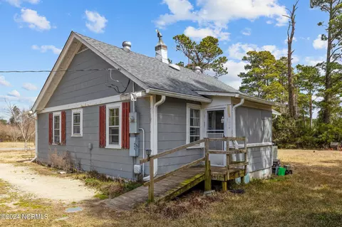 Exterior - 526 Pigott Rd, Gloucester, NC 28528 photo 5 of 6