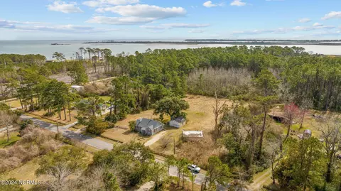 View/Area - 526 Pigott Rd, Gloucester, NC 28528 photo 3 of 9