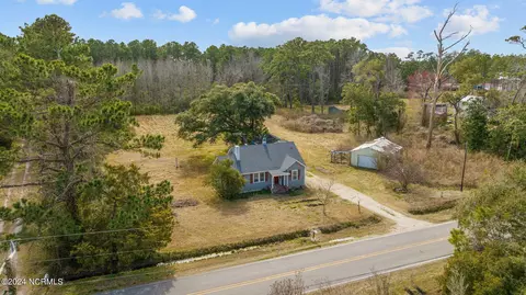View/Area - 526 Pigott Rd, Gloucester, NC 28528 photo 1 of 9