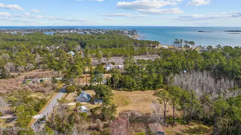 View/Area - 526 Pigott Rd, Gloucester, NC 28528 photo 2 of 9