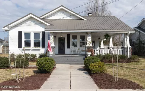 1805 Nun St, Wilmington, NC 28403
