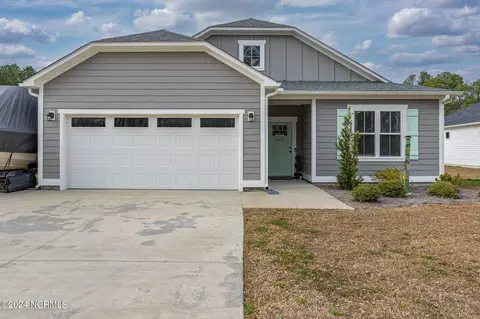 118 E Camp Kiro Rd, New Bern, NC 28560