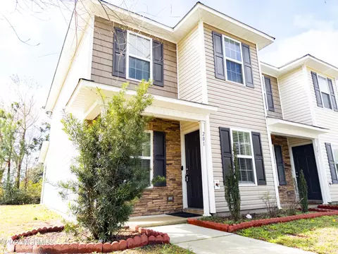 201 Grove Ln, Havelock, NC 28532